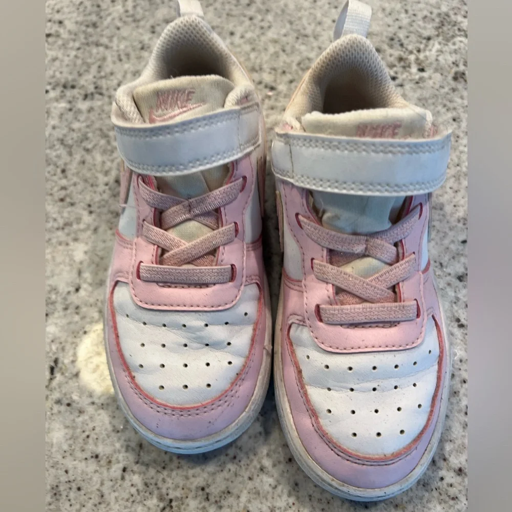 Nike Shoes toddler girl size 9 pink and white